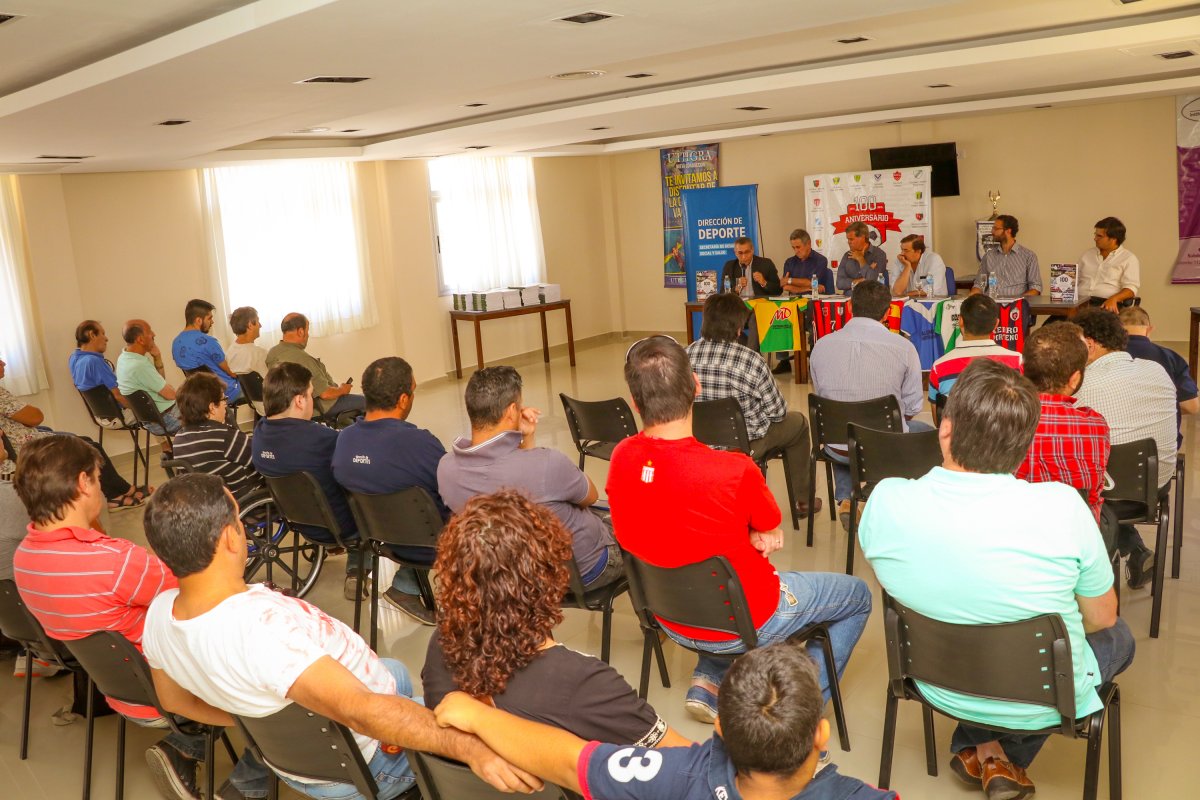 Se presentó el libro que repasa los 100 años de la Liga Departamental